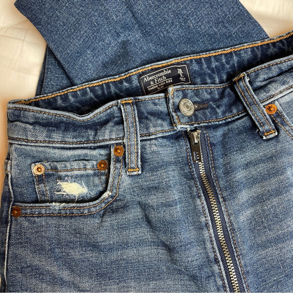 A&F skinny jeans • 2Long